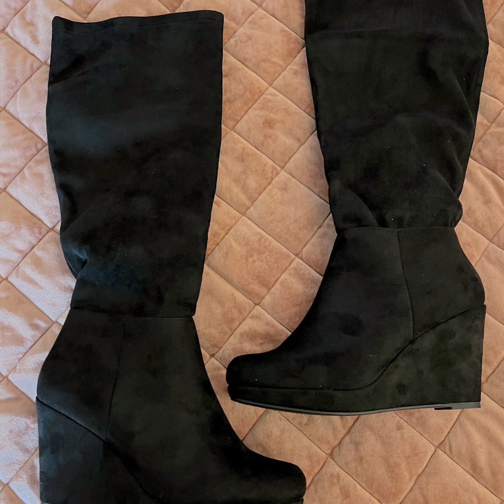 Chinese laundry Black wedges